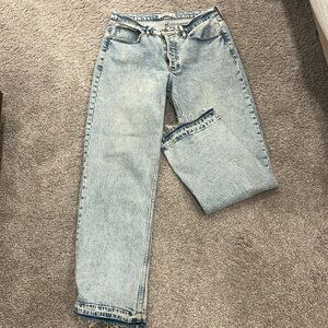 90s baggy low rise jeans